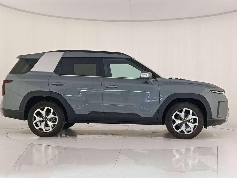 Nuova Ssangyong (KGM) Torres 163 CV (119 kW) 2025 Platinum grey SUV