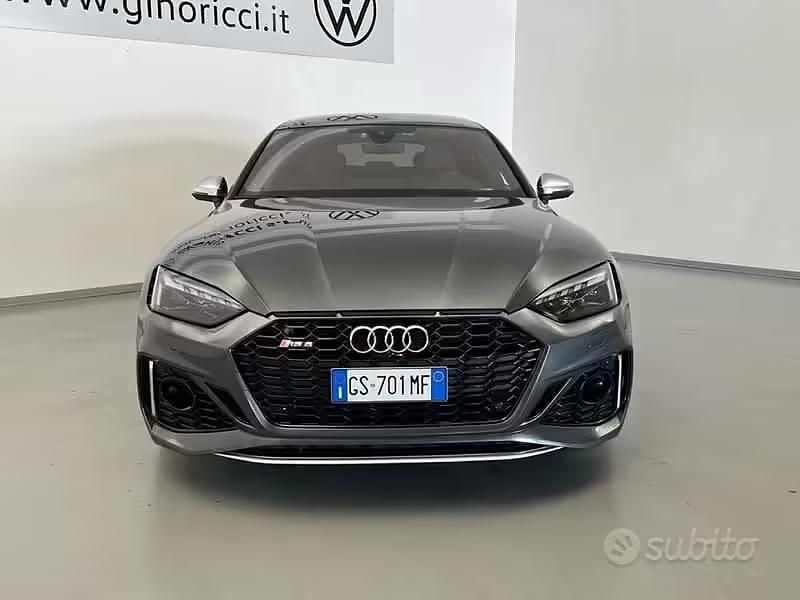 Usata Audi RS5 Sportback Ambiente 450 CV (330 kW) 2023 Grigio Berlina