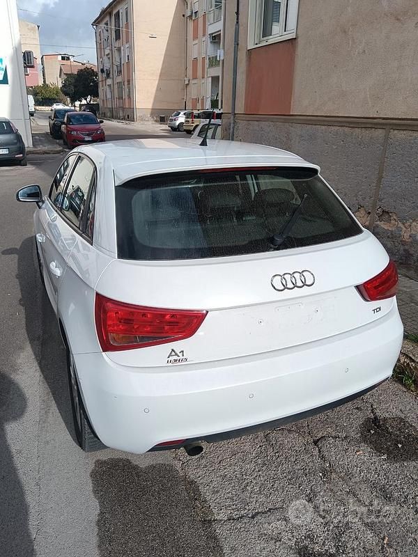 Usata Audi A1 Attraction 90 CV (66 kW) 2012 Bianco Utilitaria
