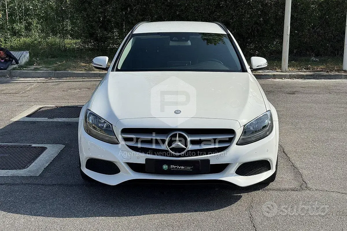 Usata Mercedes C220 Executive 170 CV (125 kW) 2016 Bianco Station wagon