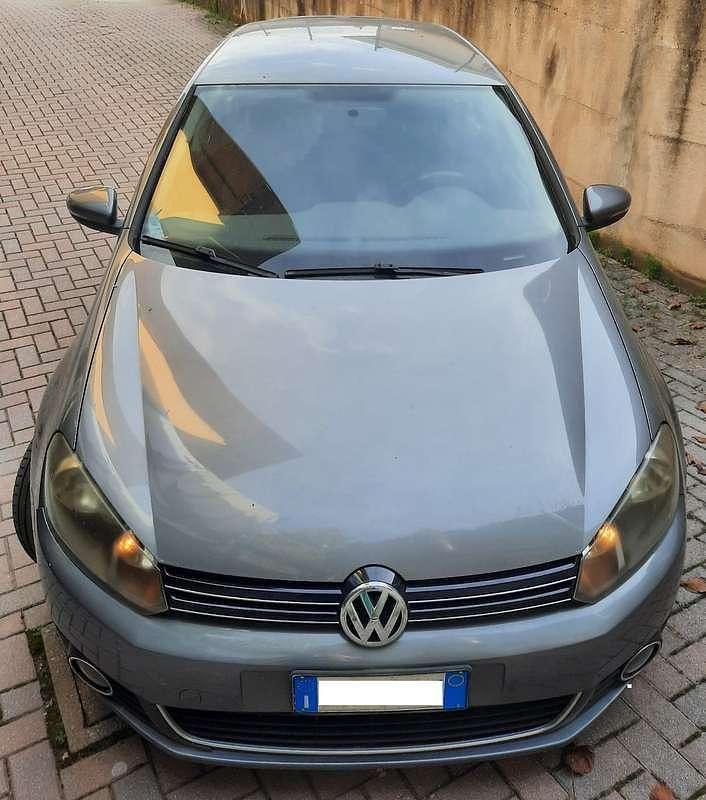 Grigio Usata 2009 VW Golf VI Highline Tre volumi | 4500 € (Super prezzo) - Immagine 1/4