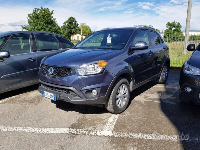 Blu Usata 2014 Ssangyong (KGM) Korando SUV | 10.900 € - Immagine 1/4