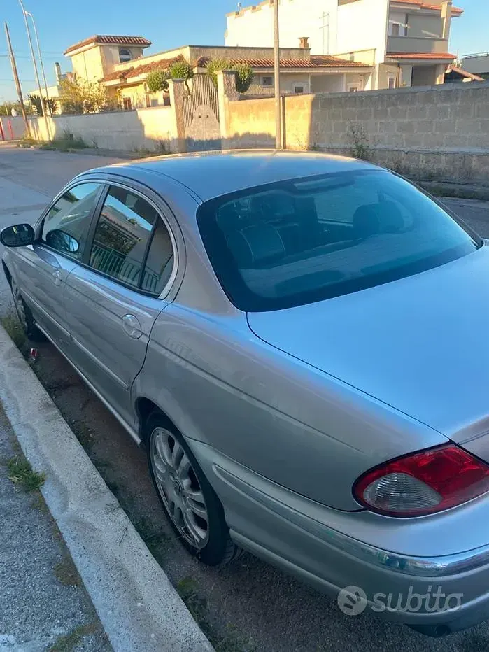 Occasion Jaguar X-type 155 ch (114 kW) 2006 Gris Berline