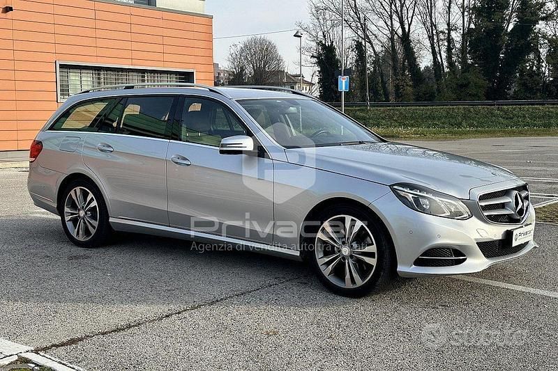 Usata Mercedes E350 Premium 252 CV (185 kW) 2013 Grigio Station wagon