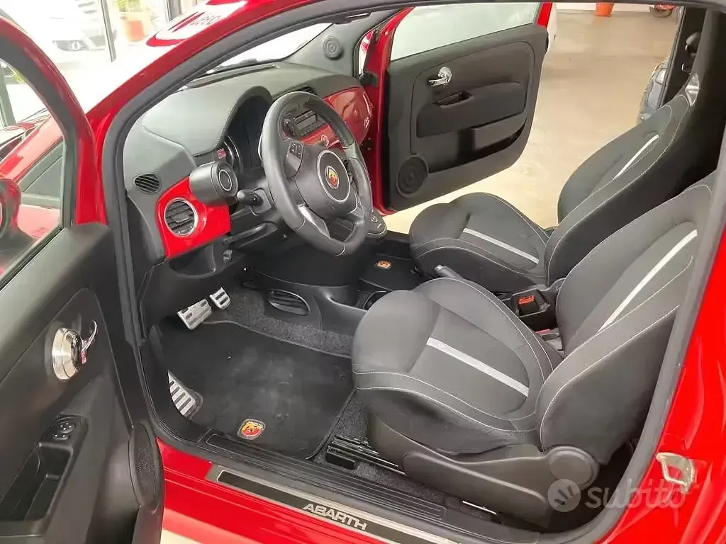 Usata Fiat 500 Abarth 140 CV (102 kW) 2015 Rosso Utilitaria