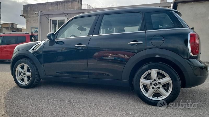 Usata Mini One D 90 CV (66 kW) 2014 Nero Utilitaria