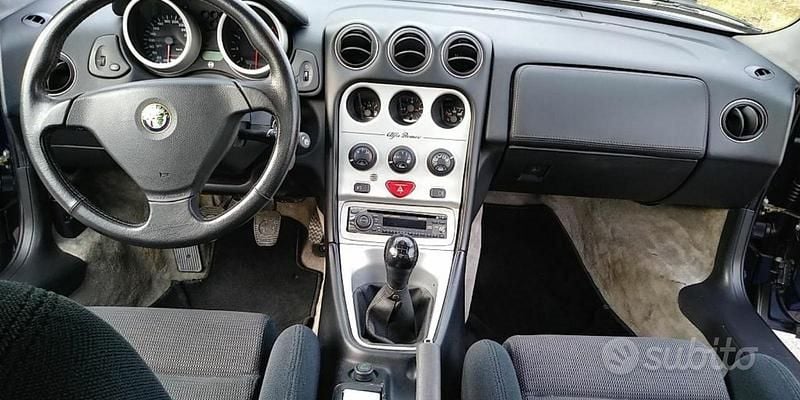 Usata Alfa Romeo GTV 144 CV (105 kW) 1999 Blu Coupé