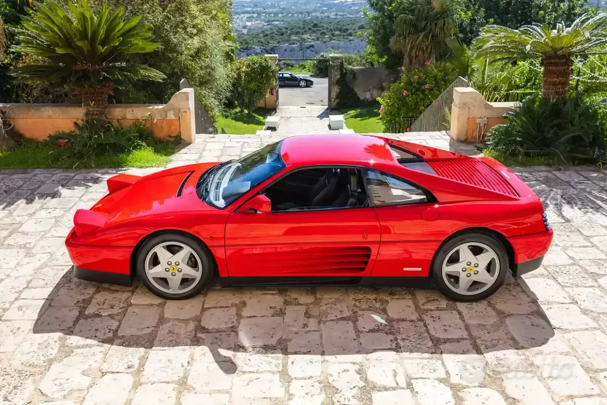 Usata Ferrari 348 300 CV (220 kW) 1992 Rosso Coupé