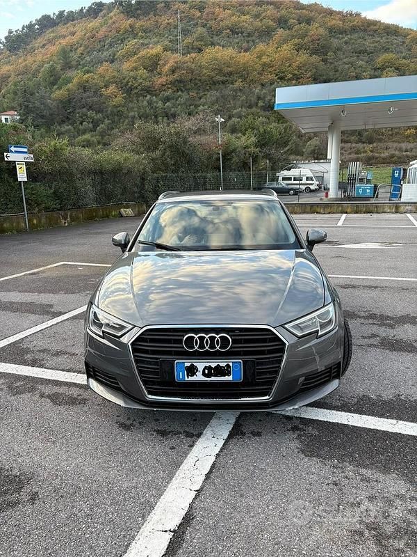 Usata Audi A3 Ambiente 116 CV (85 kW) 2017 Grigio Berlina