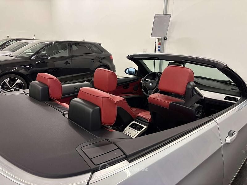 Usata BMW 320 Cabriolet 177 CV (130 kW) 2009 Argento Cabrio