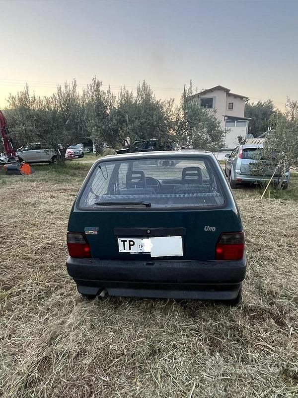 Occasion Fiat Uno 45 ch (33 kW) 1992 Vert Citadine