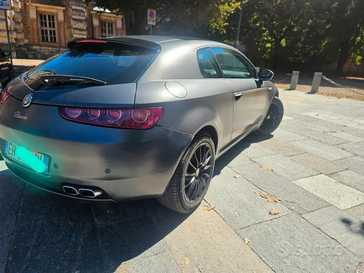 Usata Alfa Romeo Brera 170 CV (125 kW) 2011 Grigio Coupé