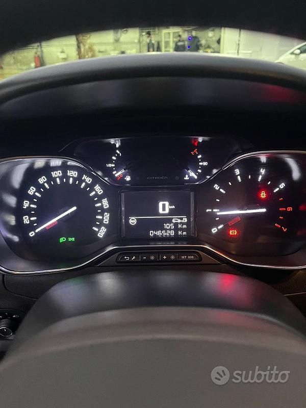 Usata Citroën C3 Shine 102 CV (75 kW) 2023 Grigio Utilitaria