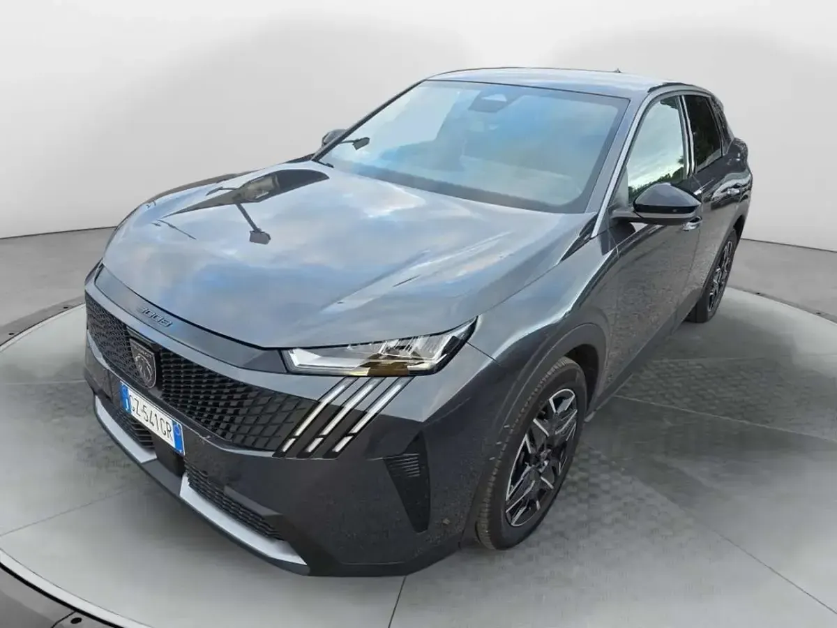 Usata Peugeot 3008 Allure 136 CV (100 kW) 2025 SUV