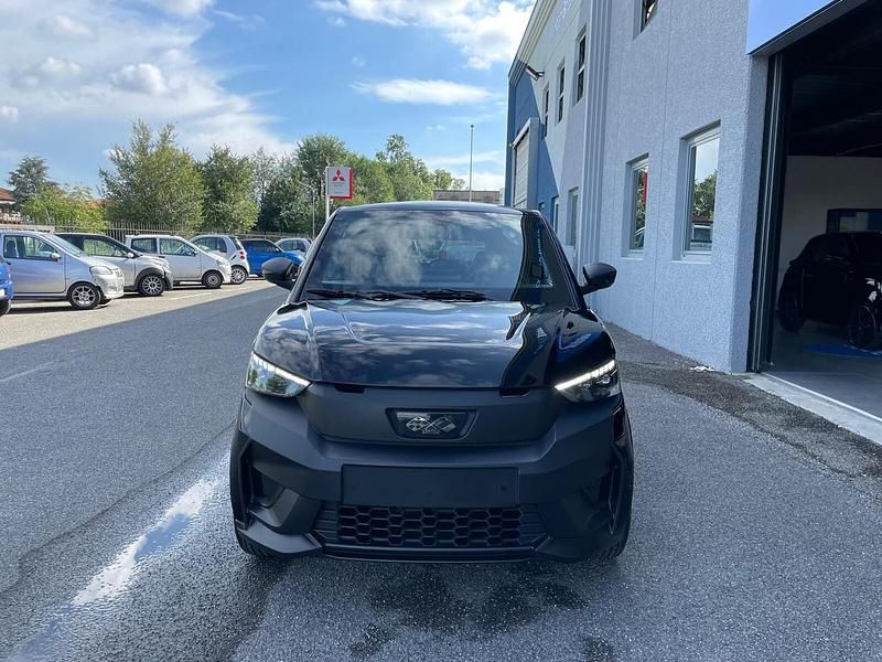 Nuova Ligier JS50 2025 Nero Utilitaria