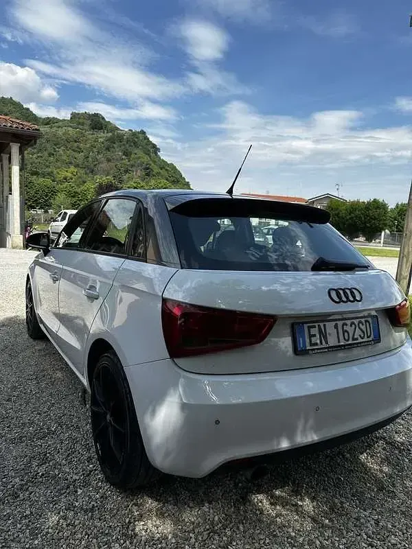 Usata Audi A1 Sportback 90 CV (66 kW) 2012 Utilitaria