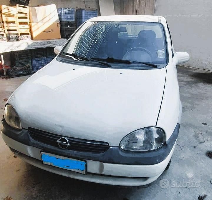 Occasion Opel Corsa 60 ch (44 kW) 1998 Blanc Citadine