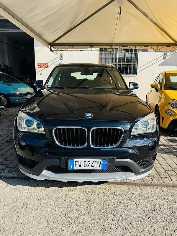 Usata BMW X1 xLine 143 CV (105 kW) 2014 Blu SUV