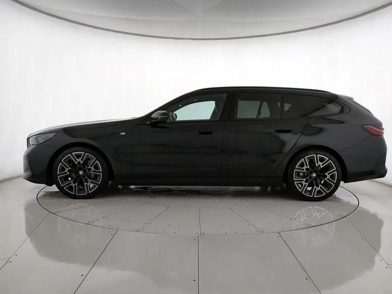 Usata BMW 520 M Sport 197 CV (144 kW) 2024 Nero Station wagon