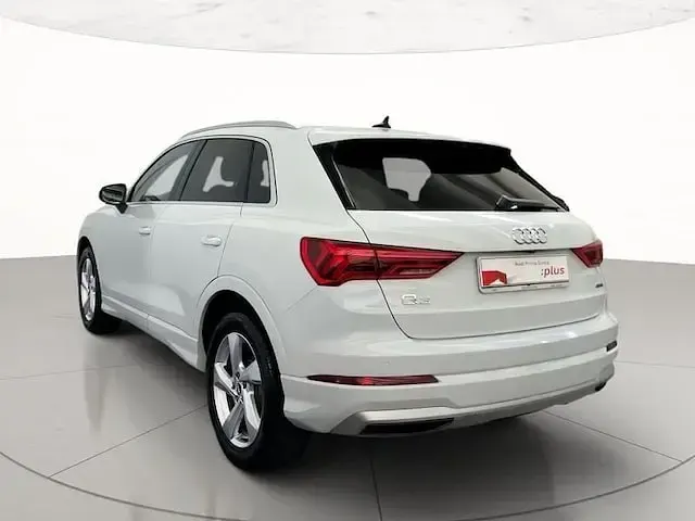 Usata Audi Q3 Advanced 150 CV (110 kW) 2021 Bianco ghiacciaio metallizzato SUV