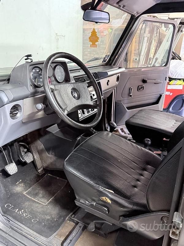 Usata Mercedes G300 88 CV (64 kW) 1986 Grigio SUV