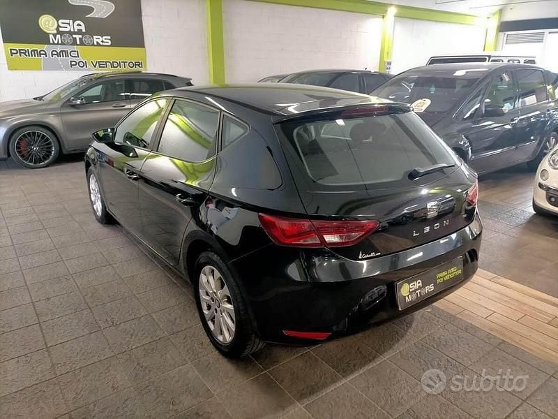 Usata Seat Leon Business 104 CV (76 kW) 2014 Nero Berlina