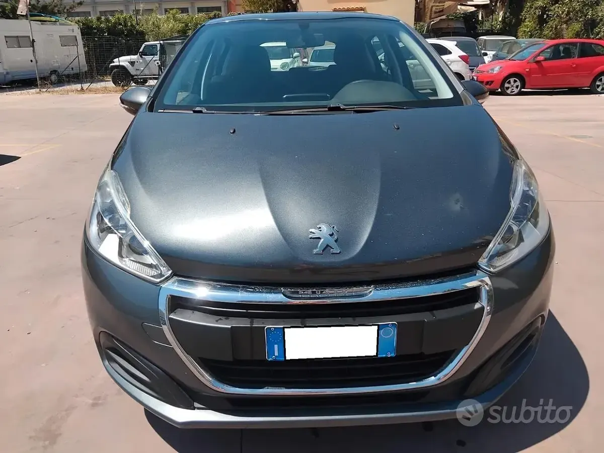 Usata Peugeot 208 Active 75 CV (55 kW) 2016 Grigio Utilitaria