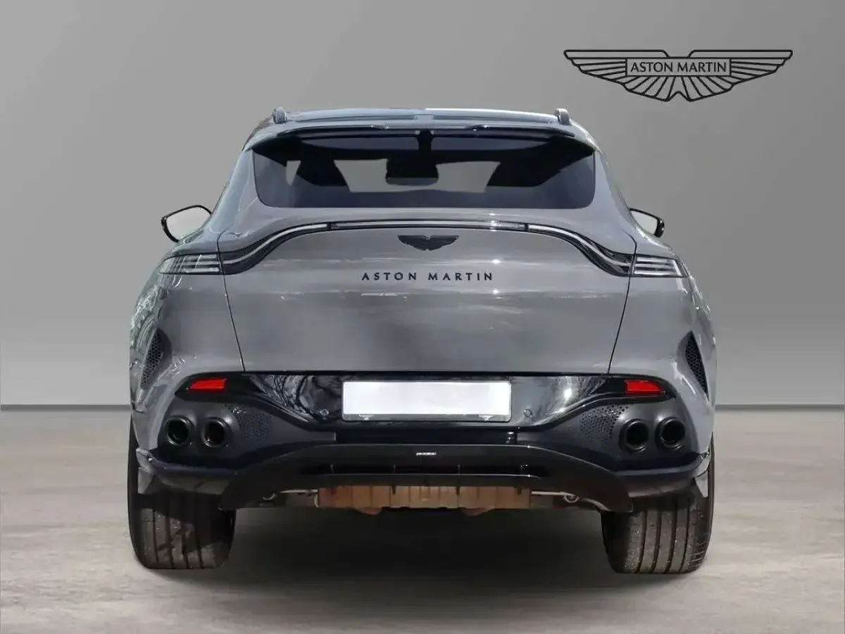 Usata Aston Martin DBX 707 707 CV (519 kW) 2025 Cina grigio SUV