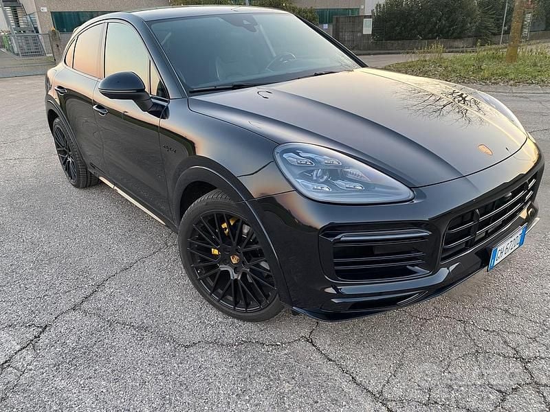 Usata Porsche Cayenne Coupe 2021 Nero SUV