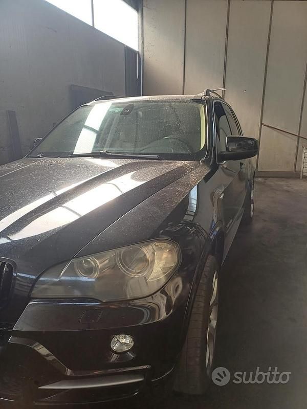 Usado BMW X5 286 HP (210 kW) 2008 Preto SUV