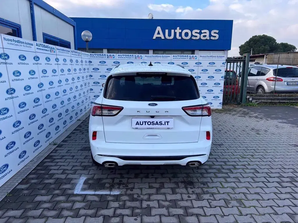 Usata Ford Kuga ST-Line 150 CV (110 kW) 2021 Bianco SUV