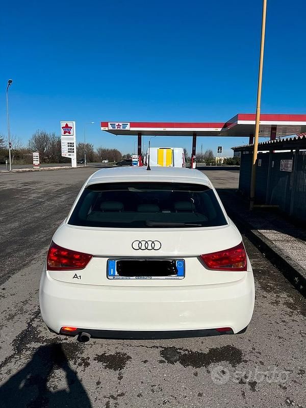 Usata Audi A1 86 CV (63 kW) 2013 Bianco Utilitaria