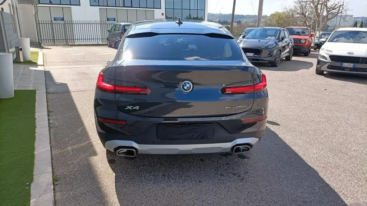 Usata BMW X4 190 CV (139 kW) 2021 Grigio SUV