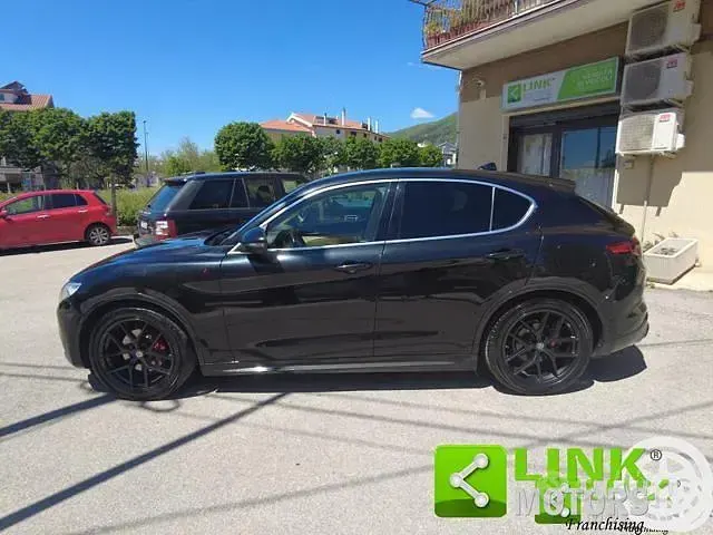 Usata Alfa Romeo Stelvio Ti 209 CV (153 kW) 2020 Nero SUV