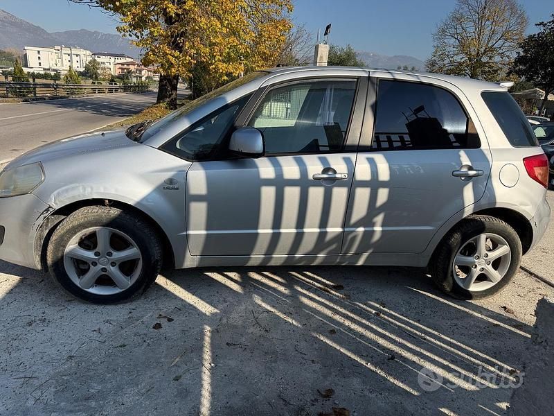 Usata Suzuki SX4 89 CV (65 kW) 2007 Grigio Station wagon