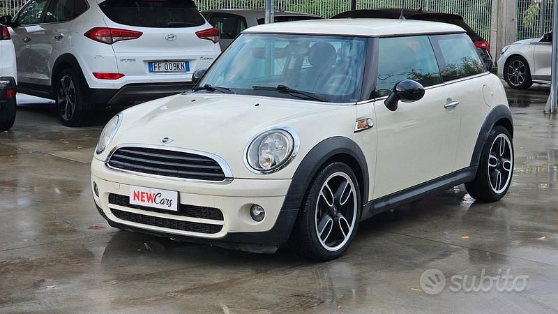 Begagnad Mini Cooper 90 HK (66 kW) 2010 Beige Halvkombi