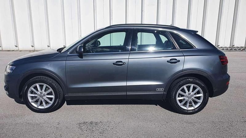 Usata Audi Q3 Advanced Plus 140 CV (102 kW) 2012 Grigio SUV