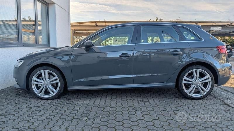Usata Audi A3 Ambiente 150 CV (110 kW) 2020 Grigio Berlina