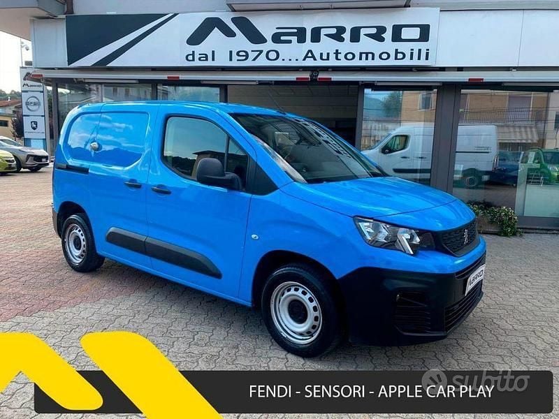 Blu Usata 2019 Peugeot Partner Premium Monovolume | 11.950 € (Buon prezzo) - Immagine 1/4