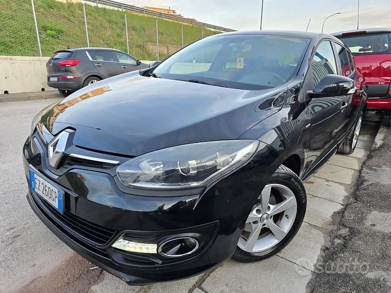 Usata Renault Mégane 110 CV (80 kW) 2015 Nero Berlina