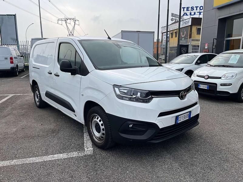 Usata Toyota Proace City City 131 CV (96 kW) 2020 Bianco Monovolume