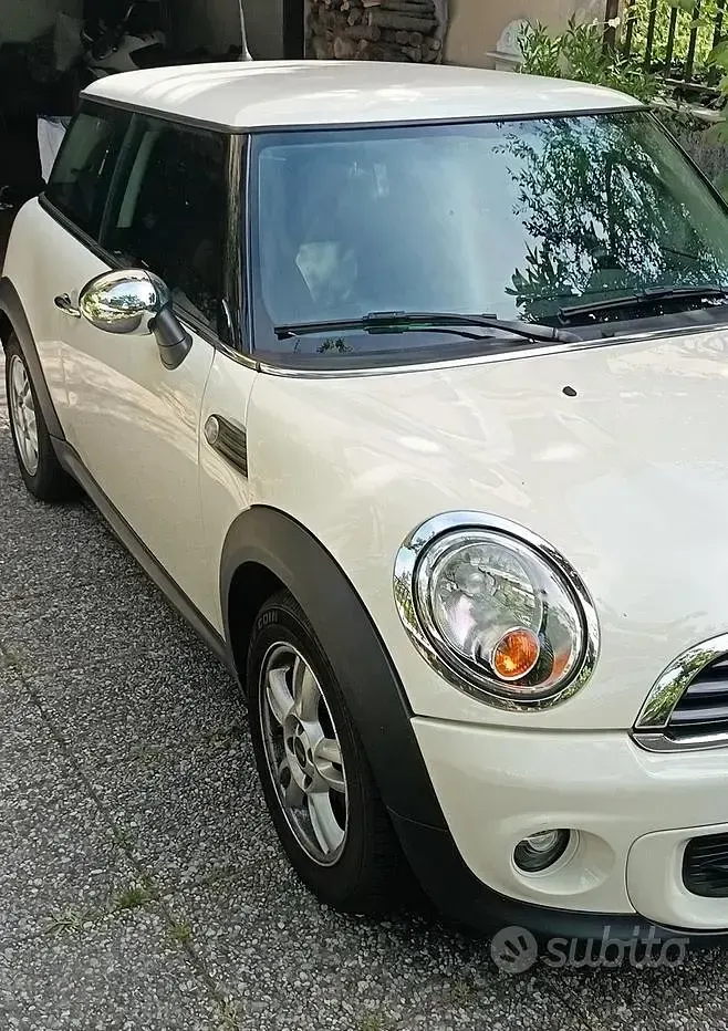 Usata Mini Cooper Coupé 75 CV (55 kW) 2012 Coupé
