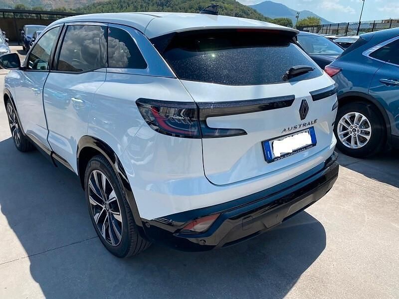 Usata Renault Austral Techno 130 CV (95 kW) 2023 Bianco SUV