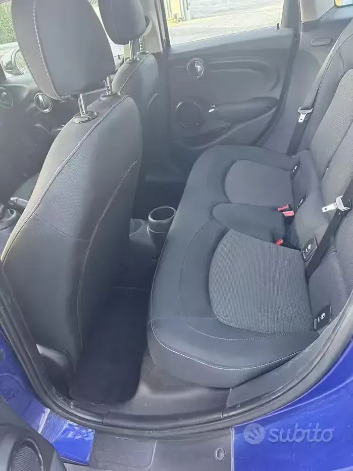 Usata Mini ONE 75 CV (55 kW) 2020 Bluazzurro Utilitaria