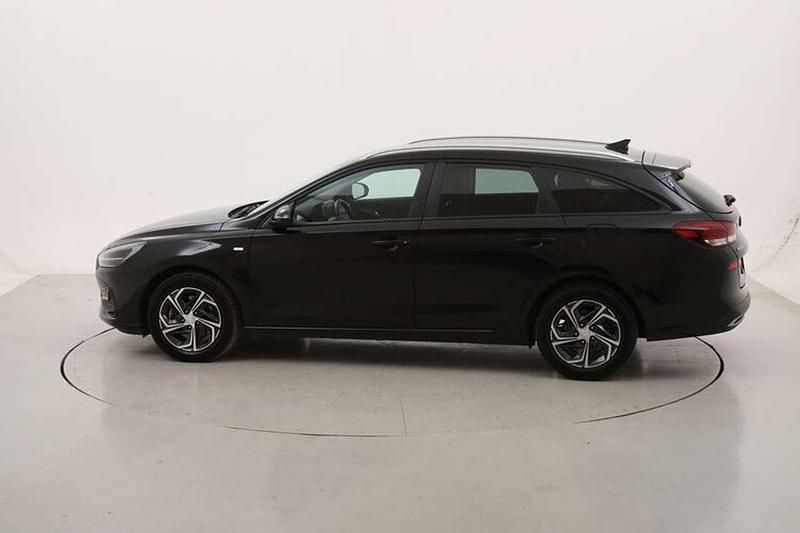 Usata Hyundai i30 Prime 136 CV (100 kW) 2021 Nero Station wagon