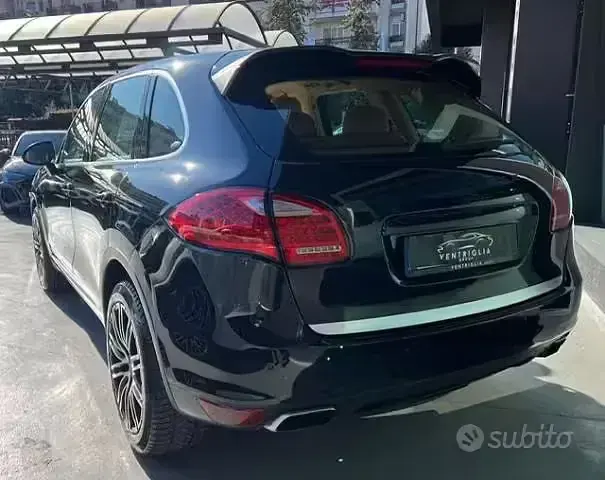 Usata Porsche Cayenne 240 CV (176 kW) 2011 SUV