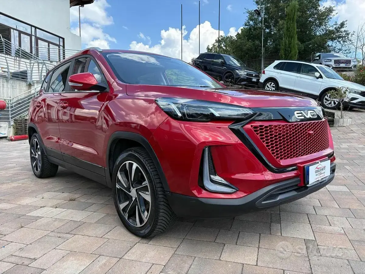 Usata EVO Evo 5 126 CV (92 kW) 2025 Rosso SUV