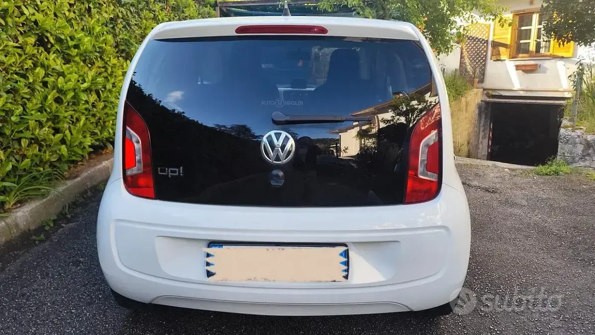Usata VW up! Move 75 CV (55 kW) 2012 Bianco Utilitaria