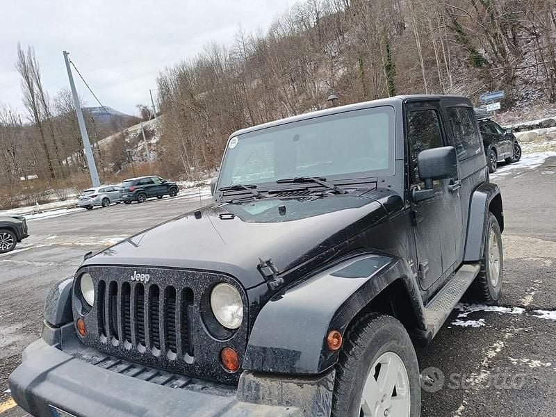 Nero Usata 2011 Jeep Wrangler Sahara SUV | 24.500 € (Super prezzo) - Immagine 1/4