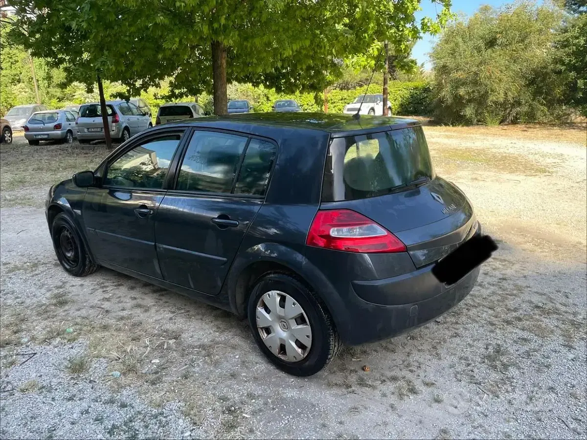Gebraucht Renault Mégane 85 PS (62 kW) 2006 Grau Limousine